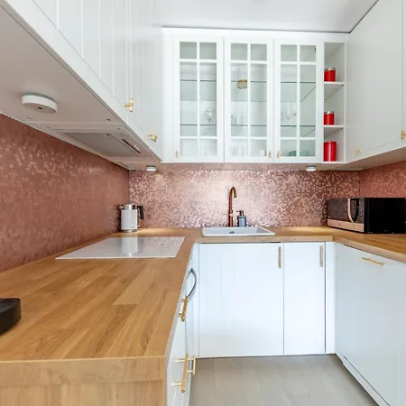 Tolomeo Mega Apartman *