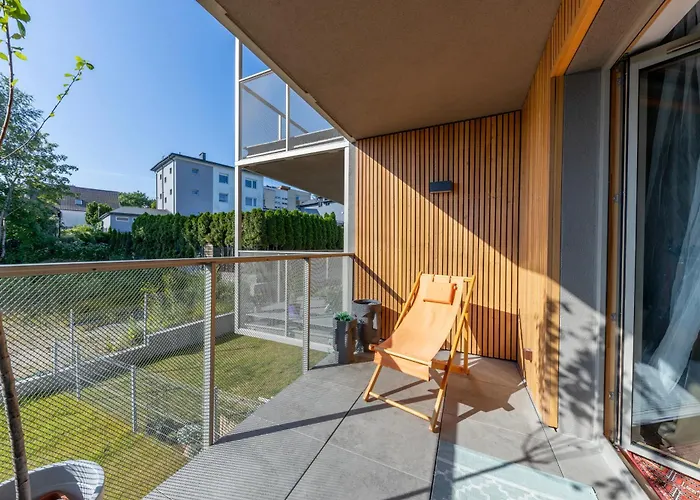 Tolomeo Mega Apartment